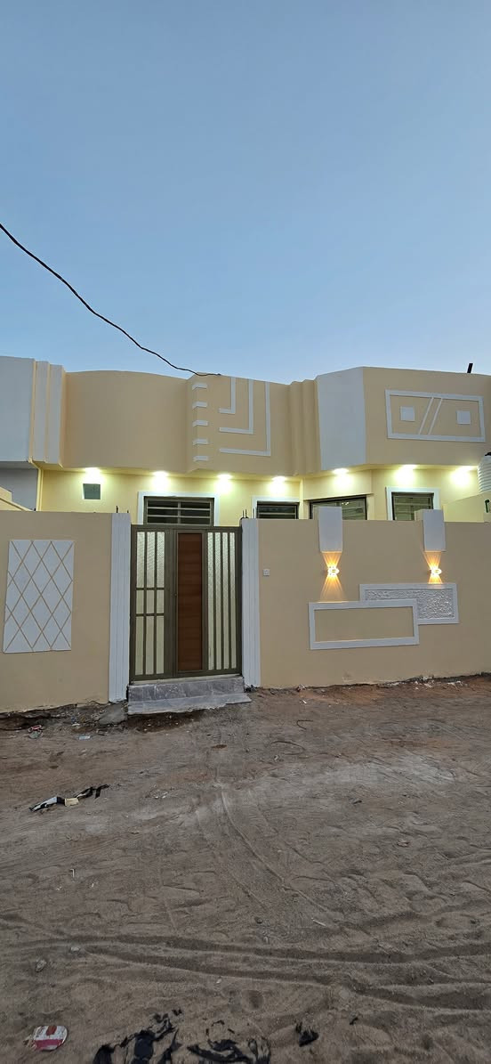 🏡 دار جاهز للسكن للبيع
*********** 
📐 المساحة: 150 متر
📄 طابو زراعي عراقي – سند 25

🛏️ التفاصيل:
غرفتين نوم
ديوان
صالة
مطبخ
صحيات داخلي وخارجي

📍 العنوان: أبو الخصيب – طريق سيد حامد مقابل مدينة الأندلس
💰 السعر: 82 وبي مجال للتفاوض

✅ جاهز للسكن
✅ مناسب للعائلة
✅ موقع جيد وقريب من الخدمات

📞 للاستفسار: اتصال أو واتساب ***********
