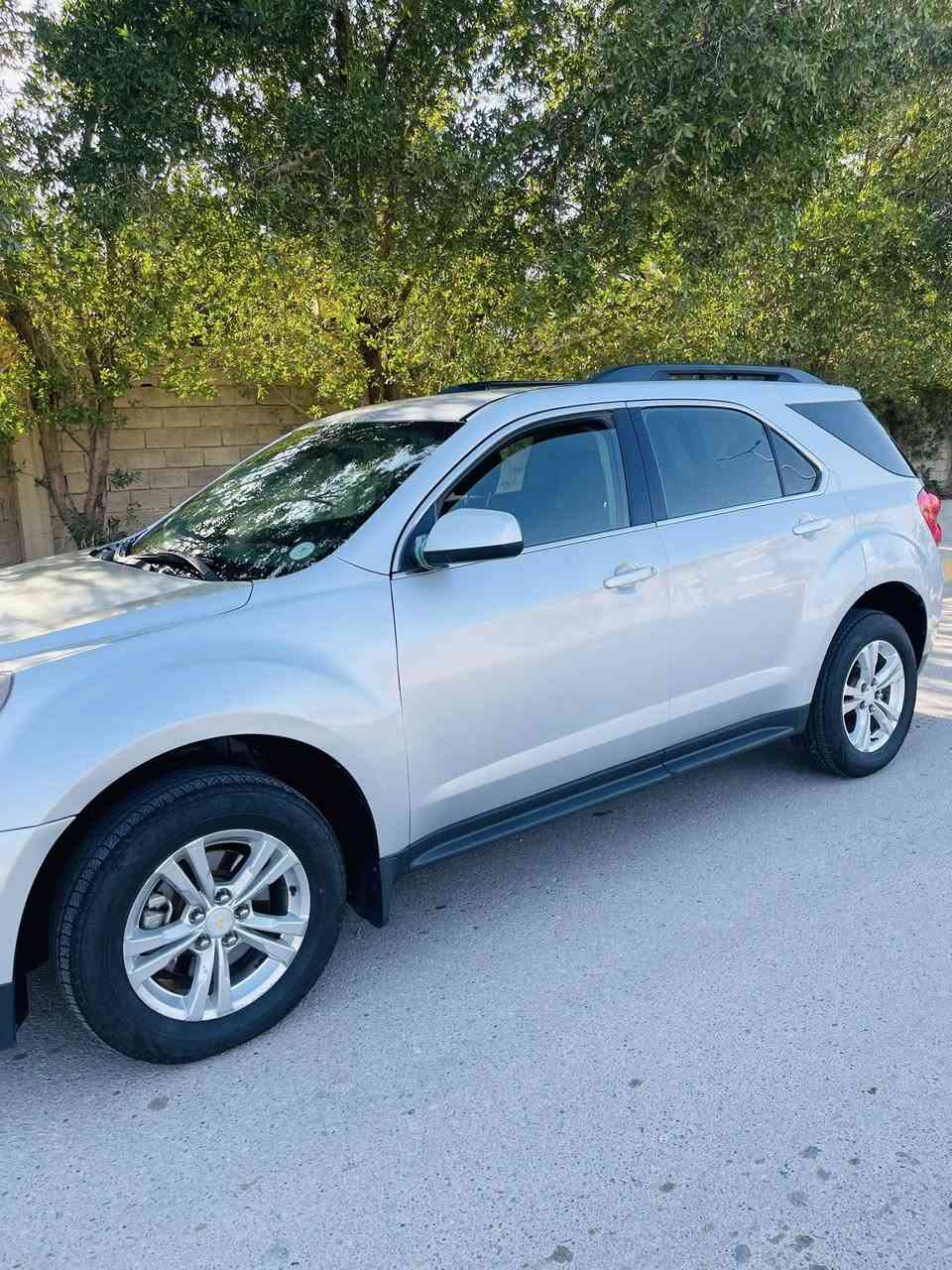 اكوينكس 2015
وارد امريكي 

محرك 2500

ماشية 55 مايل 

تحكم استيرن 

تحكم مقعد السائق 

كير ومحرك كفاله 

السيارة نظيفة جداً 

بجم كبس 

الضرر قبق جنطة وشويه بارد 

وباقي التفاصيل مبينه بالصور 

السعر 115 $ 

وبيه مجال 

التفاصيل اكثر 

***********
