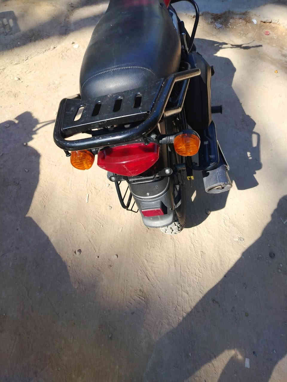 السلام عليكم بوكسر جبلي موديل 22 اوراق استنساخ الدراجه كفاله عامه جاهزه من الطول للطولل
عنواني بابل النيل
رايدها ب1100 بيها مجال ***********
