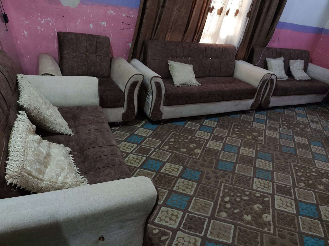 تخم 10مقعد السعر 3000الشراي يتصل ***********
