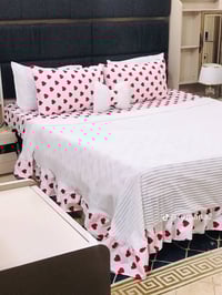 غرف نوم • ألوان متوفرة