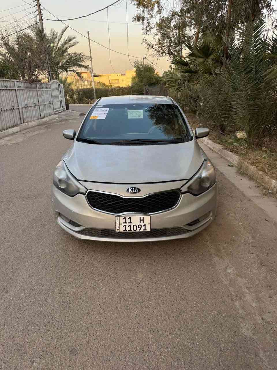 كيا فورتي للبيع موديل 2016 وارد امريكي حادثها جاملق خلفي بدون دواخل بيها صبغ 4 مكانات مكينه 2000 دوش مكينه وكير صدر امامي وخلفي جديد تخم تاير جديد تبريد ثلج رقم بغداد اللدولي جديد سنويه 29 الاستفسار على الرقم *********** السعر 95 عنوان بغداد الرصافه
