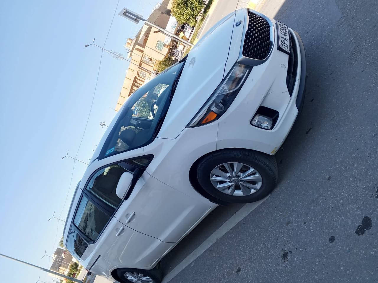 سلام عليكم سياره للبيع سيدونا موديل 2021 بدون حادث السياره  كفاله عن الضربه والتبديل كير مكينه  كفاله لا تنقيص لا تبخير مواصفات فول واحد على ابواب كهرباء كشنات جلد كشنات كهرباء شاشة تحكم ستيرن ثلاث قطع تبريد سبعه راكب بشاير بالمري شفط تخم تاير حداديه تدفئه تبريد ثلج هزه جديده العنوان كربلاء السعر// 195// بيها مجال بسيط تحويل مباشر رقم *********** الهاتف
