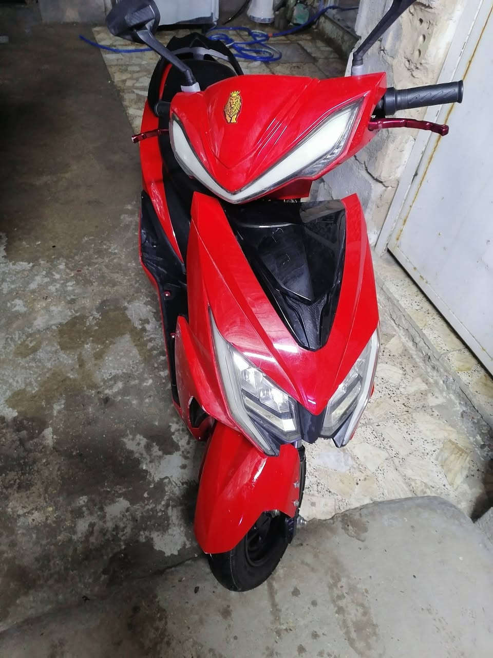 سلام  عليكم دراجه شحن  سكنس  6 بطاريات نضيفه كهربايات كله شغاله  السعر 600 وبيه مجال بسيط 
العنوان شعله  اي ستفسار هاذ الرقم ***********
