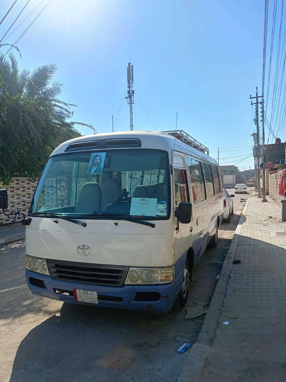 لبيع 2009 كير مكينه اكسن كفاله السياره بيه صبغ قليل السعر 245بيه مجال الاستفسار 
***********
