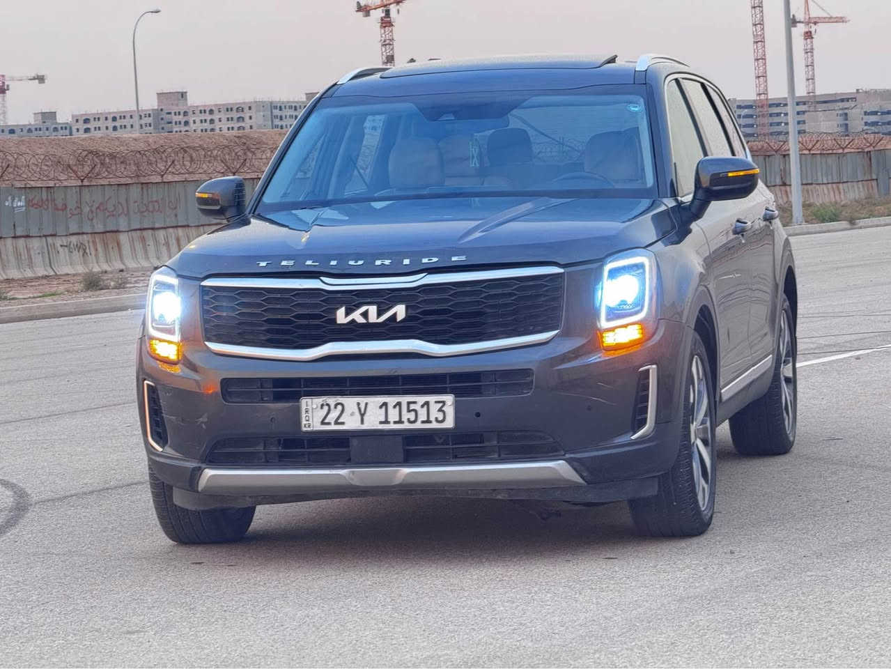 السلام عليكم
كيا تولارايد 2022  
فول مواصفات 6 سلندر 
سونار بالصور 

1.بصمه 

2.فتحت سقف

3. أشاير بل مري 

4.لد نهاري لون شمسي 

5.ويل حجم 20

6.جنطة كهرباء

7.تشغيل عن بعد 

8.كامرة خلفية

9.عدسات زينون

10.كشن منفصل لون ابيض vip

11.تدفئة تبريد كشنات أمامية

12.تبريد مركزي 3 قطع 

13.برد خلفية دفن بلادي 

14.دشبول صاج وكروم 

15.كشن السائق كهرباء بل كامل 

16.كشن الصدر كهرباء 

17.نقطة عمياء

18.مانع انزلاق

19. تحديد مسار

20.أوتو هولد

21.سايد يريد دگمة

22.اربع مودات قيادة 

23.الوضع الاقتصادي عند وقوف السيارة 

24.شاشة چبيرة 

25. شاحن لاسلكي 

سياره جاهزه من كلشي 

السيارة بعد بيها هواي مواصفات ما مذكورة .

مرقم أربيل تحويل او وكاله شوكت ما يعجبك .

الضرر:. بنيد وباب صبغ و بارد بجاملغ 
سونار بالمنشور 

 السعر 228 وبيها مجال 
مكان السياره بغداد السيديه

*********** بغداد, العراق
