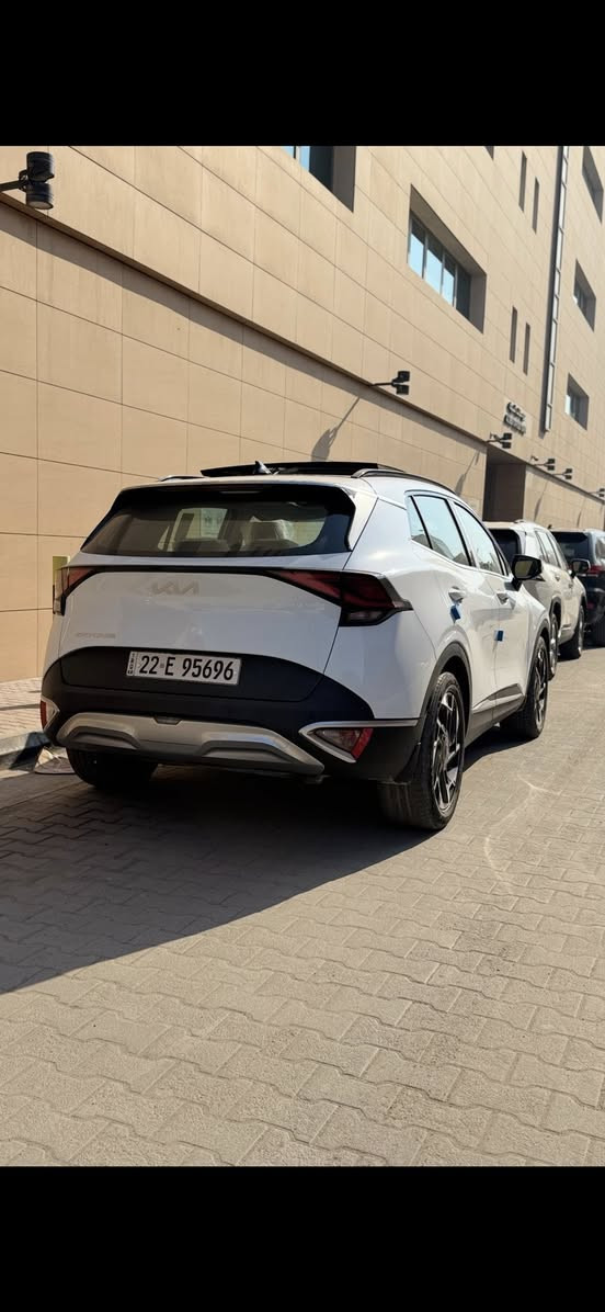 اسلام عليكم
كيا سبورتج 2024 فول برستيج 1/1
كوري بلاد مو تجميع صيني
السياره خليجيه مكفوله كفالع عامه فقط تكحيل كارت مكانين زغار
محرك دوش خليجي 
ماشيه 37 الف كيلو
سنويه لحد 2028
فول مواصفات 
فتحتين سقف بنرامه
حساس امامي خلفي
جنطه سياره كهرباء
اوتو هولد
اوتو بارك
شاحن تلفون وايرلس
شاشة سياره كار بلي
السعر 245
مكان سياره بصره
***********
