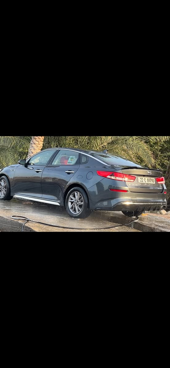 كيا —اوبتما 2020 رقم اريبل بأسمي مدوار ثاني يوم محرك وكير وحداديه فوول تخم تاير جديد بيع أو مراوس بأقل سعرها ١٣٠ وبيها مجال ضررها جاملغ وباب 
*********** 
***********مكلف بالنشر
