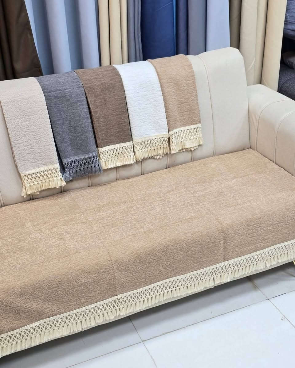 #فيروزه للمفروشات 
سيت مفرش تخم بوهيمي ساده 
الضهر مانع تزحلق مانع تسرب مياه وتر بروف
جلد حبيبات سليكون 
من ماركه الصراف العالميه 
للتخم ال10 مقعد 
2 كبير قياس 190×70
1 وسط قياس 140×70
2 كراسي قياس 70×70
متوفر خدمه توصيل للكل المحافظات 5 

#الكمية_محدودة_جداً


**إذا كنت صاحب هذا الإعلان وتريد حذفه لأي سبب، رجاءا أرسل رسالة إلى الدعم الفني**