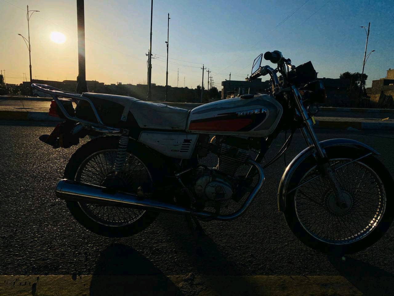 دراجة تايگر 2020 للبيع
4 گير 
كهربائيات ما بيها
مكينة ما مفتوحة شرط