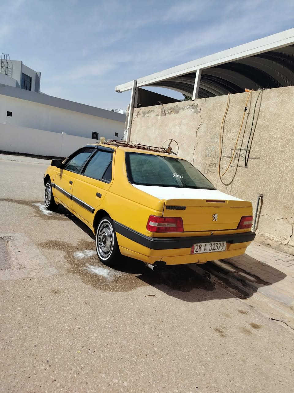 سلام عليكم بيجو للبيع مكفوله من ضربه ومن صبغ سياره حلوه جاهزه مديل 2016 مداور ثاني يوم السعر 35 وبيهه مجال النتصال ع الرقم 👈🏻***********
