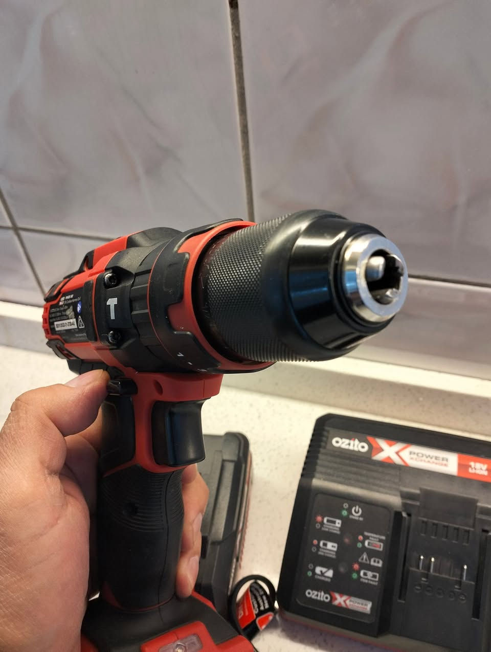 بكج دريل همر اوزيتو جديد+بطارية 4امبير وشاحنة سريعة للتواصل واتساب ***********
