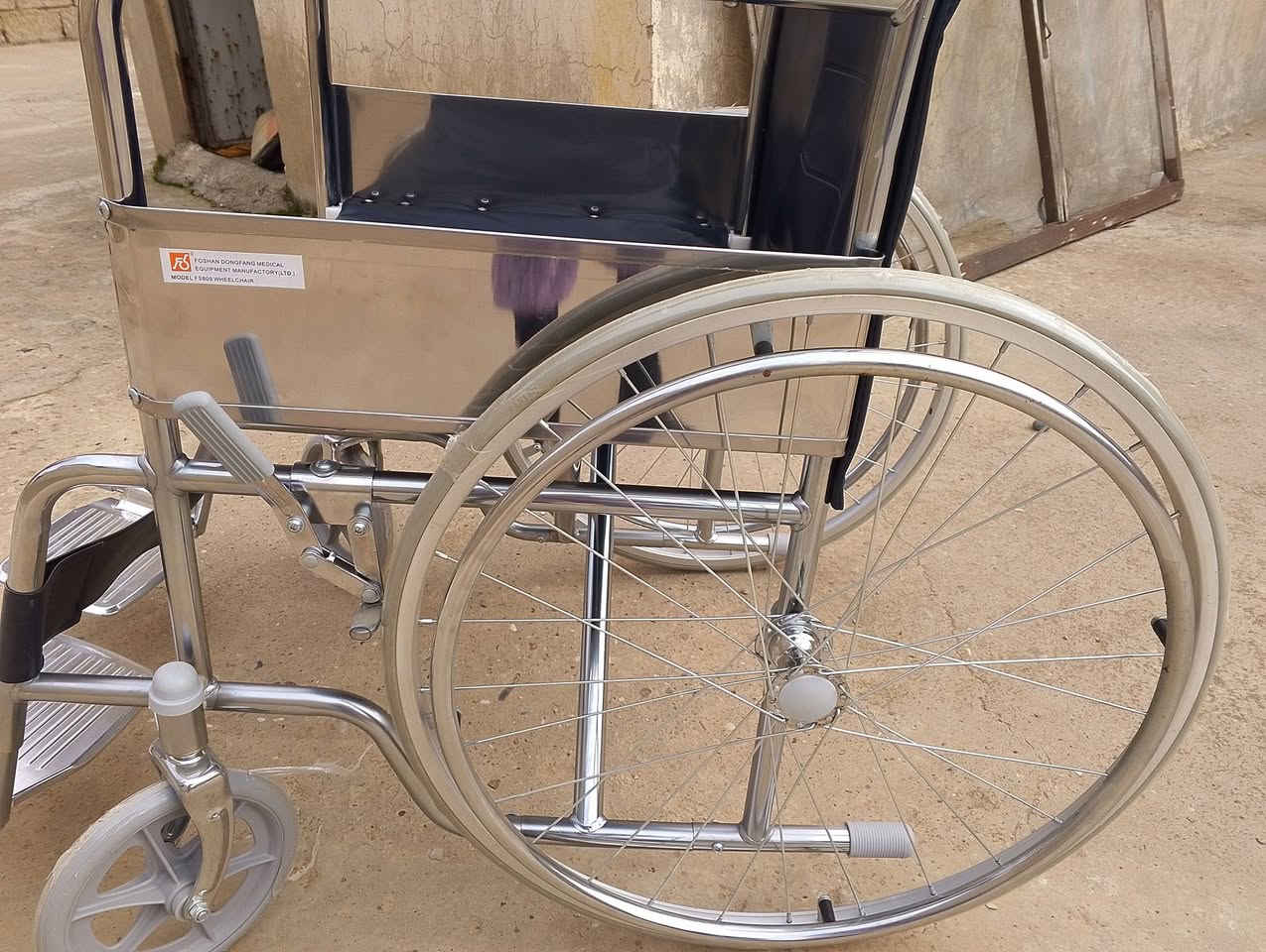 عربانه جديده والله العظيم مره وحده استخدمنها نضيفها وهاي الصور كدامكم والسعر 60وبيها مجال


**إذا كنت صاحب هذا الإعلان وتريد حذفه لأي سبب، رجاءا أرسل رسالة إلى الدعم الفني**