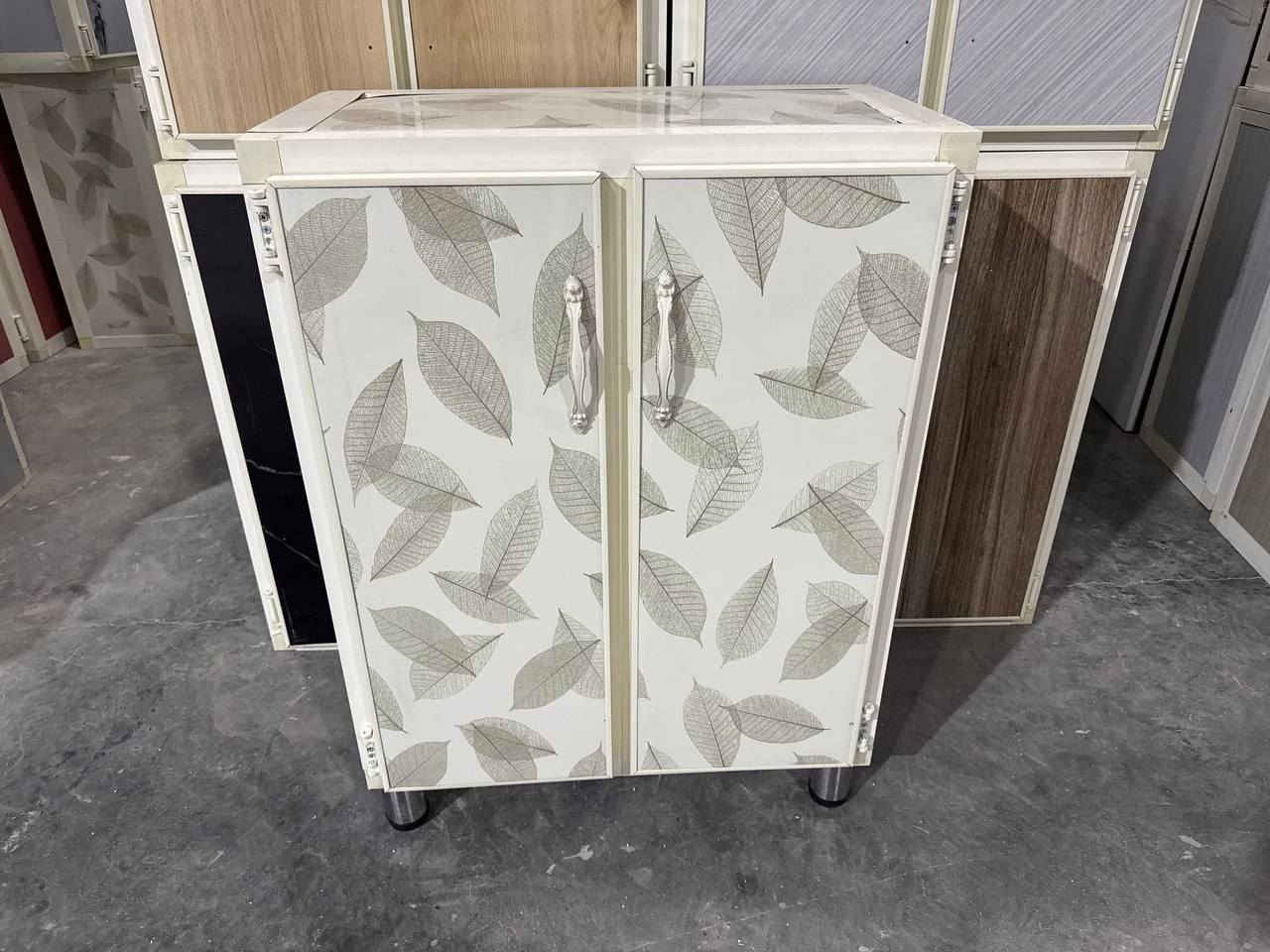 بوري ألمنيوم عالي الجودة.
 • رفوف كابون: تمنع الروائح وتحمي الأحذية من الغبار، ومياه الأمطار، وأشعة الشمس.
 • أرجل سل استيل لمتانة وثبات أكبر.
 • عدد الخانات: 4

📏 القياسات:
 • الارتفاع: 90 سم
 • العرض: 70 سم
 • العمق: 36 سم
السعر ب70


**إذا كنت صاحب هذا الإعلان وتريد حذفه لأي سبب، رجاءا أرسل رسالة إلى الدعم الفني**