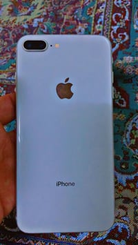 ايفون 8 بلس • ٦٤ جيجا • بطارية ٧٤%