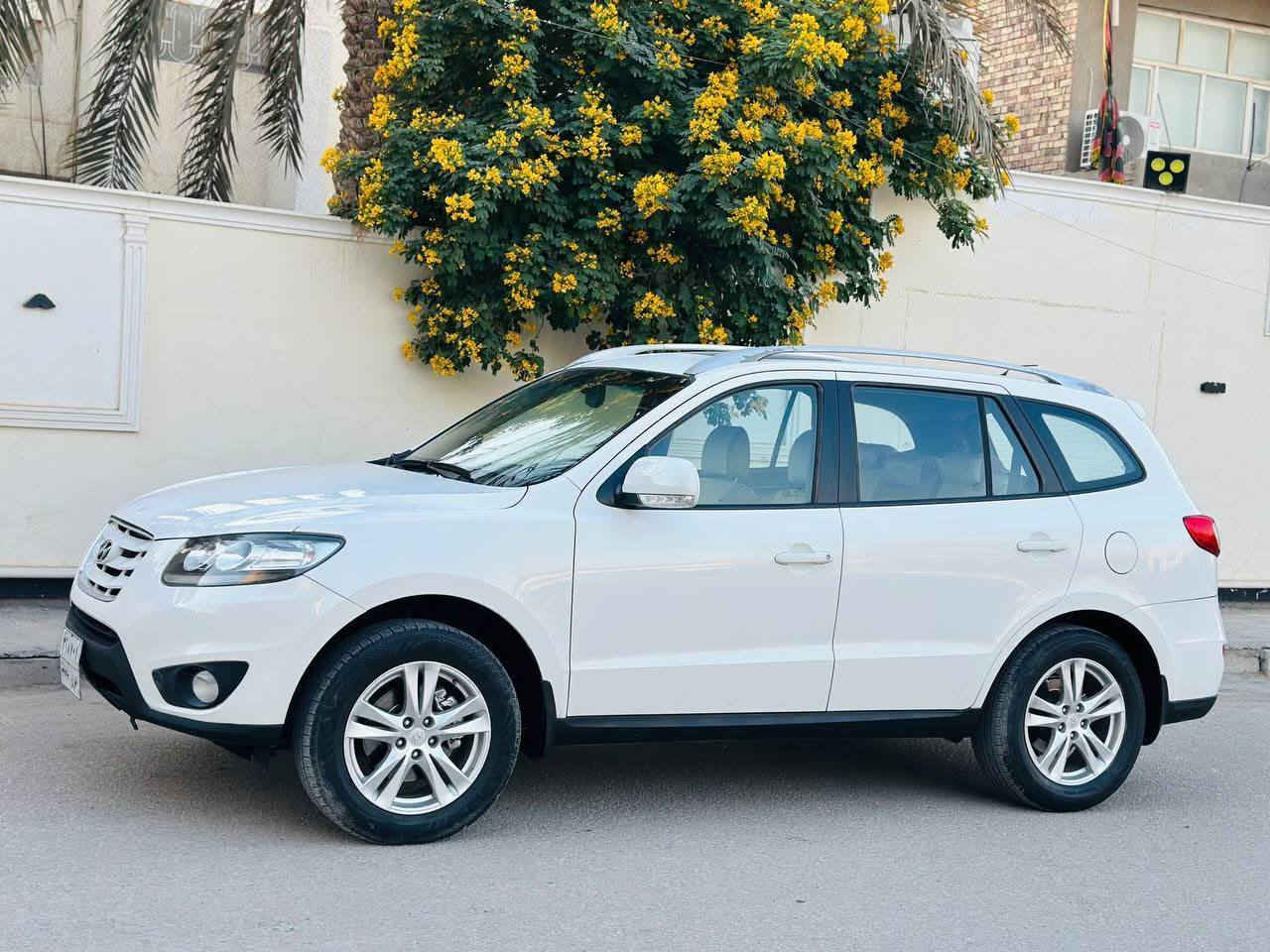 سنتافيا موديل 11 خليجية
رقم سليمانية الدولي الجديد هزه وبراد وسنوية مساقطة كله جديد //تحويل او وكالة للمشتري مباشر 
السيارة فووول عدى البصمه 
دبل سويج وريمونت
سلايد رووف فتحه
تحكمات ستيرن 
شاشة تاب + كامرة وحساسات 
تبريد 3 قطع 
اشاير مري+ قلاب
7 راكب
مكينة 2400 دوش مفتوح 
تخم تاير جديد 
5 ويل كب 
صدر امامي + خلفي كلة جديد 
تخم لايتات امامي+ بلوجكترات ثلجي جديد 
عبوة فيتبم جديد + تبديل طوافات بانزين جديد
((سونارين)) للسيارة بتاريخ البارحة سويتهن علمود الشراي ليتعبني ولا اتعبة وكل تفاصيلها مذكورة بالسونار وبالمنشور 
سعره 145 
للاتصال ***********
