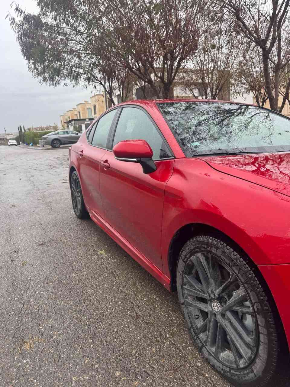 السلام عليكم للبيع كامري موديل ٢٠٢٥ وارد امريكي 
بدون صبغ فقط PDR بالجاملغ الخلفي
ماشية ٣٥ الف ميل 
مواصفات SE
شفتات بالستيرن
تشغيل عن بعد
هايبرد و٣ انظمة قيادة
تبريد قطعتين 
السيارة بدون اي نقص
الايرباك فقط برده الباقي سليم شركة
السعر 24,200 وبي مجال بسيط
مكان السيارة اربيل وبأسمي أربيل, العراق


**إذا كنت صاحب هذا الإعلان وتريد حذفه لأي سبب، رجاءا أرسل رسالة إلى الدعم الفني**