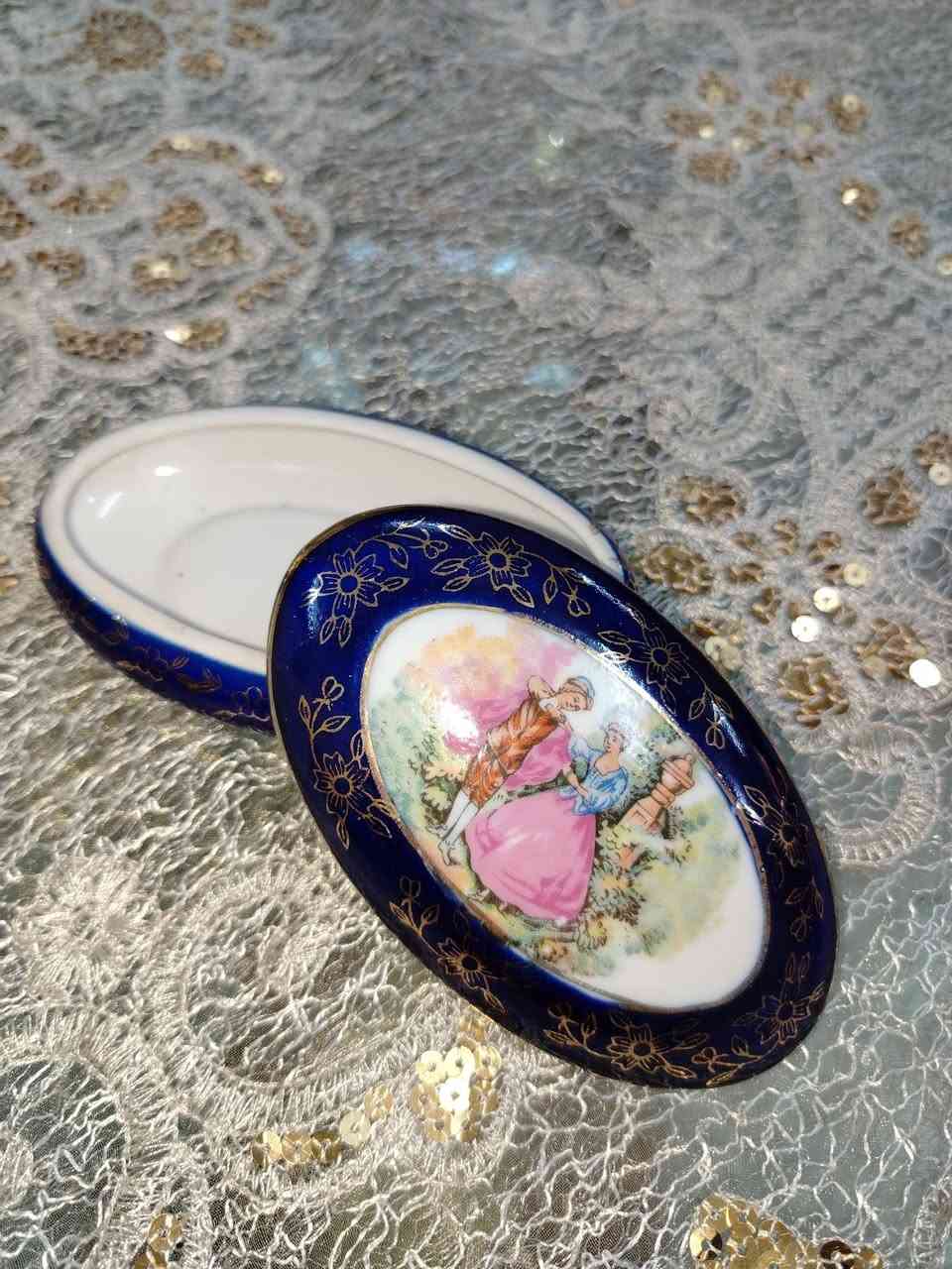 علبه صغيره تحفه قديمه قطرها١٢ سم سعرها ١٥ الف بغداد ماعندي توصيل


**إذا كنت صاحب هذا الإعلان وتريد حذفه لأي سبب، رجاءا أرسل رسالة إلى الدعم الفني**