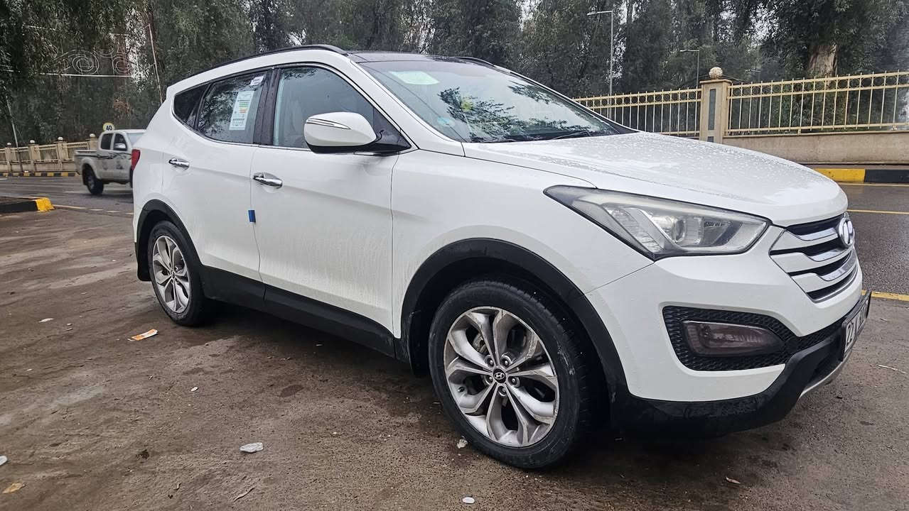 السلام عليكم
هونداي سنتافي للبيع 
موديل 2013. السعر.  162
سنتافي خليجي محرك 4 سلندر
محرك دوش 2400 محرك وكير شرط 
سبعة راكب تبريد ثلاثة قطع بانوراما
إشارات بلمري ومري شفط 
شاشة وكامرة وتحكمات وحساسات 
بدون صبغ بدون بارد
رقم وسنوية لي 30 شرط التحويل 
سيارة جاهزة جاهزة للاستفسار 
***********
***********.  موصل المحاربين
