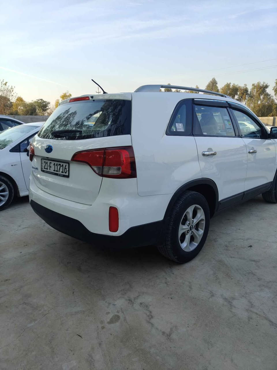 سورنتو 2013 شكل البجم2015 
بدون اي قطعة تعديل فقط بارد
 رقم سليمانية جديد سنوية لحد 2028
 ماشية 160
 مكينة 4 سلندر  وكير وحدادية وتبريد شرط مابي اي عيب
 السعر 163
 مكاني ديالى ناحية جبارة *********** كيفري, ديالى
