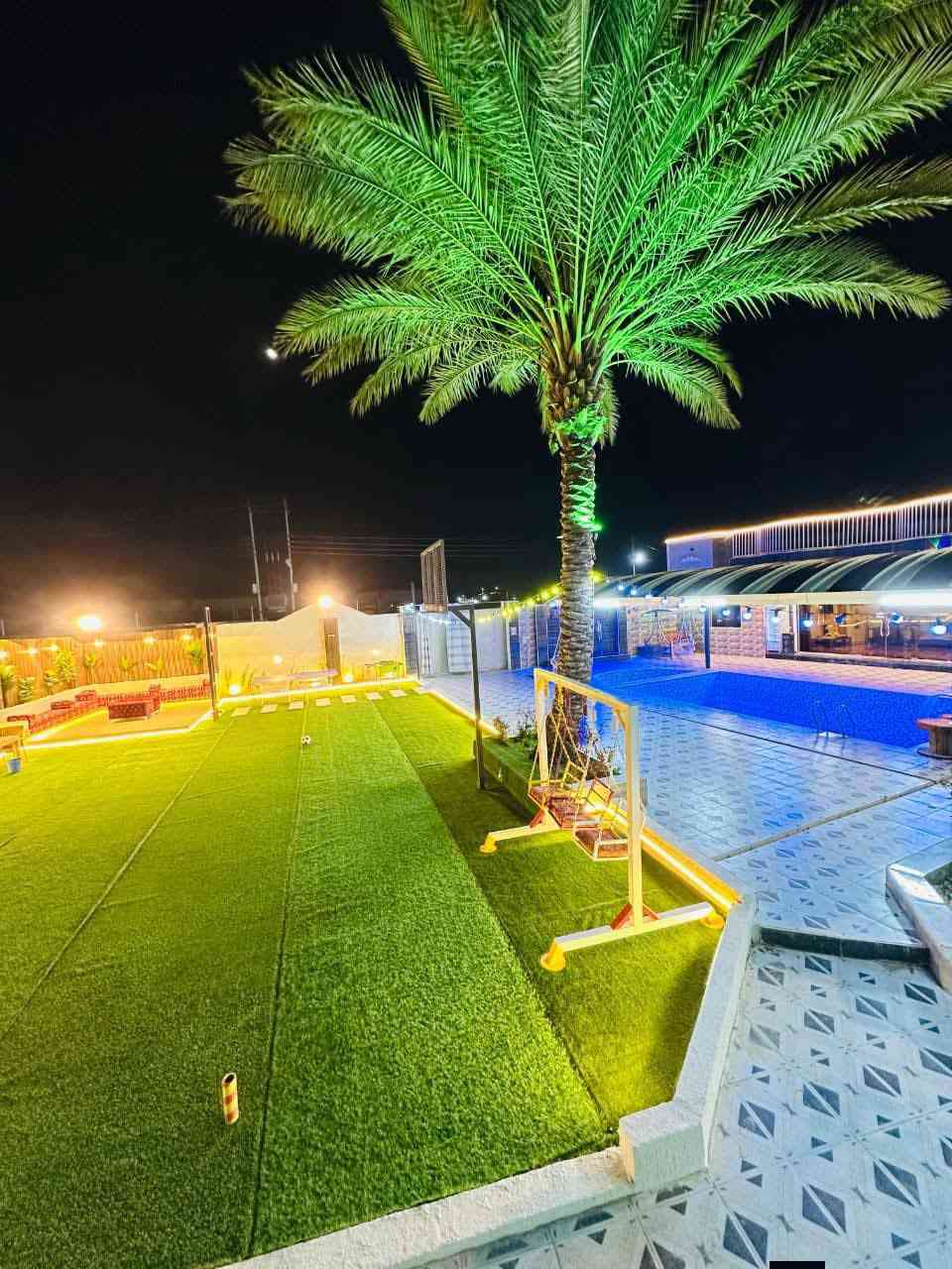 سارعووو لحجوزات عيد الفطر
مزرعة الشام الترفيهية VIP✔️
مسبح كبير+ صغير للاطفال🏊
مساحه المزرعه كبيره 
تحتوي على غرفة موثثة بلكامل
تحتوي على شوايات ➰
تحتوي على بلياردو 🎱 + ملعب كره قدم ⚽️ + ملعب كره سلة 🏀 + منضده🏓+ فيشه
الداخل مكيف بلكامل 💨
يوجد كراج سيارات داخل المزرعه 🚗***********
ملاحظه :المزرعه موثقه من تطبيق اجرلي 
الموقع :صلاح الدين بلد
