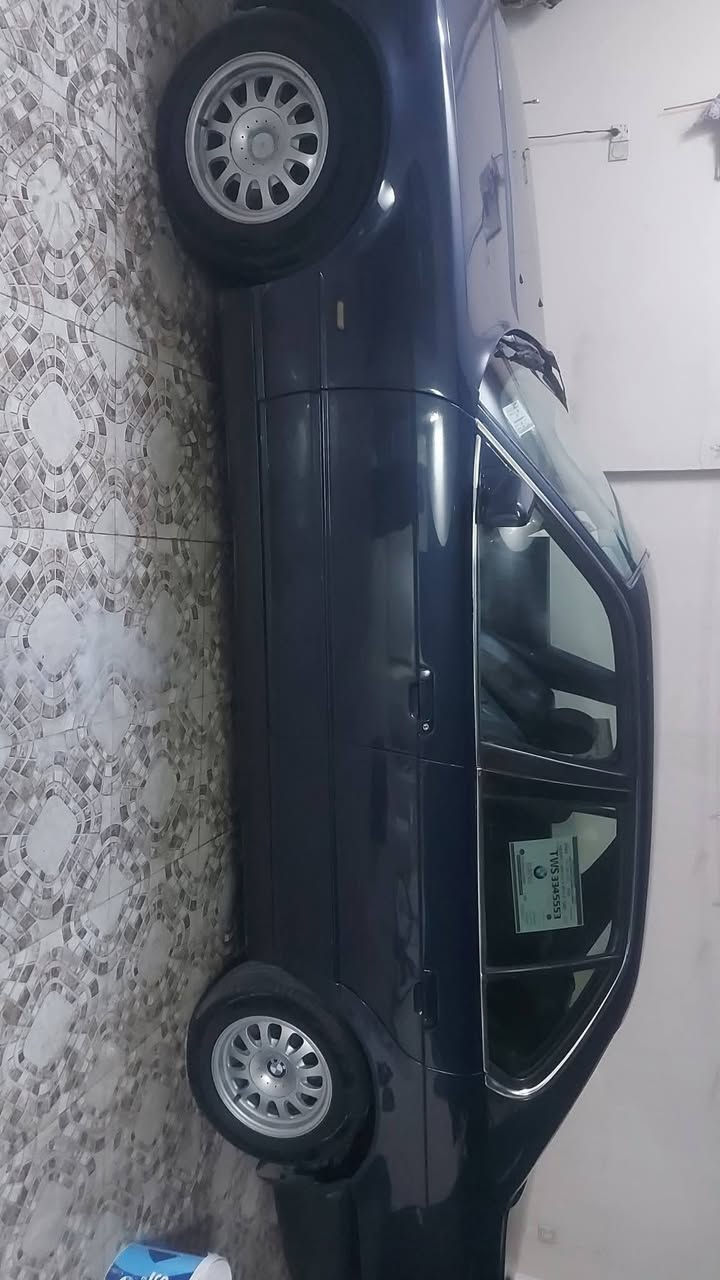 بي ام للبيع ٥٢٠ كير عادي شرط التحويل بدون ضرر محرك بي بخار موديل ٩١
السعر ٤٢ وبيها مجال المكان سهل نينوى معرض السلطان


**إذا كنت صاحب هذا الإعلان وتريد حذفه لأي سبب، رجاءا أرسل رسالة إلى الدعم الفني**