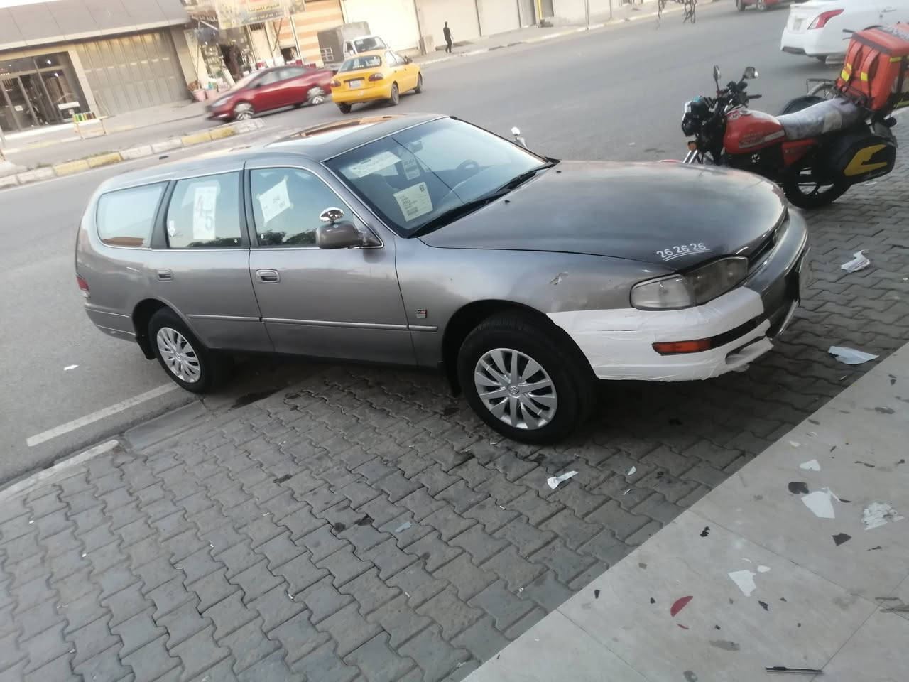 كامري للبيع موديل 1992 تبريد شغال ويه السويج منضومه غاز وبانزين شغال كير وتماتيك سنويه مشروع وطني لحد 2029 استيرن باور سقف سلايت كاهربائي قفل مركزي جوم كهرباء سياره جاهزه مال بيت اربع تأيرات جديد مكان السياره كركوك سعرها 40 شرط التحويل و الوكاله بيها دفتر بانزين للاستفسار ***********
