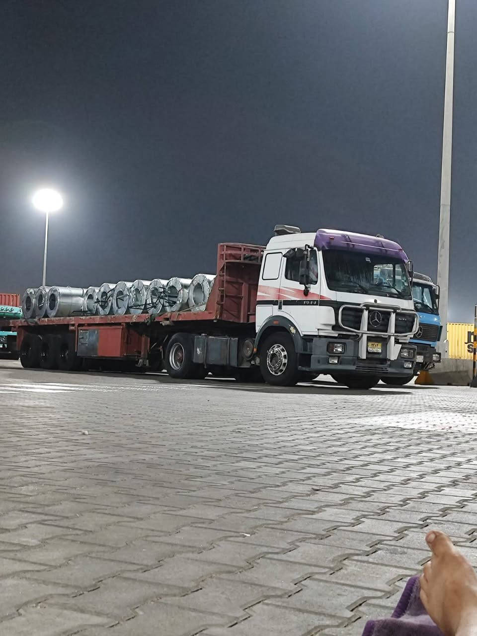 البي موديل 96 بس راس للبيع رقم دهوك
*********** مكان العمارة
