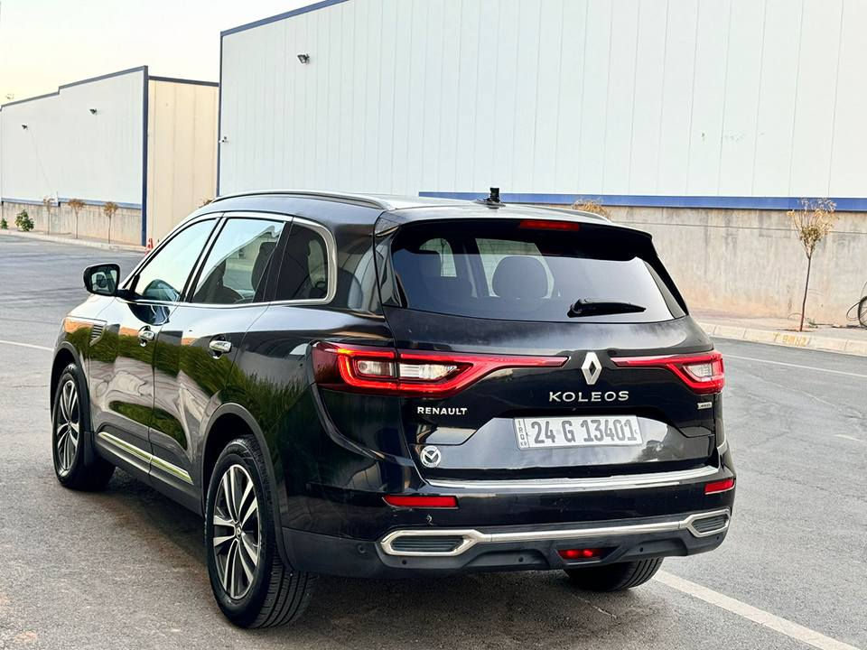 رينو كوليوس  2018 فول مواصفات ماشيه  165 الف كيلو بيها حالوب قليل من الشركه  بيها طخات اثنين امصلحه على البارد وجاملغ والصندوق وكيج بانزين عاطل
والباقي مكفول كير ومحرك وايرباك سياره باسمي تحويل مباشر بيها كوبون بانزين اي استفسار على الخاص وشكرا دهوك, العراق


**إذا كنت صاحب هذا الإعلان وتريد حذفه لأي سبب، رجاءا أرسل رسالة إلى الدعم الفني**