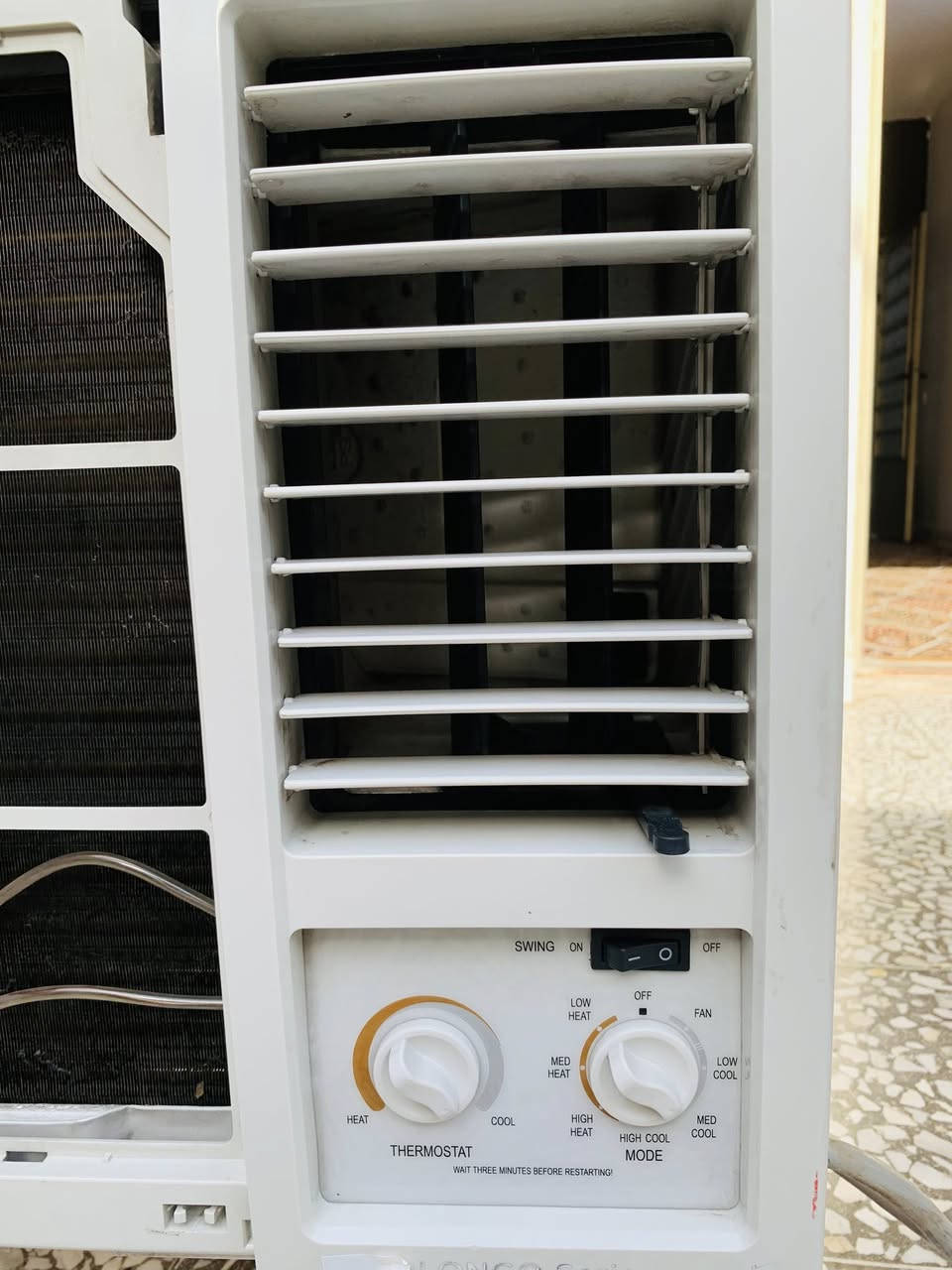 مكيف للبيع الوادي 2 طن غاده 410 شغال ونظيف كلشي مابي استعمال قليل تبريد وتدفه العنوان بغداد  مدينة الصدر السعر 250 وبي مجال للشراي رقم الهاتف للاتصال أو واتساب***********
