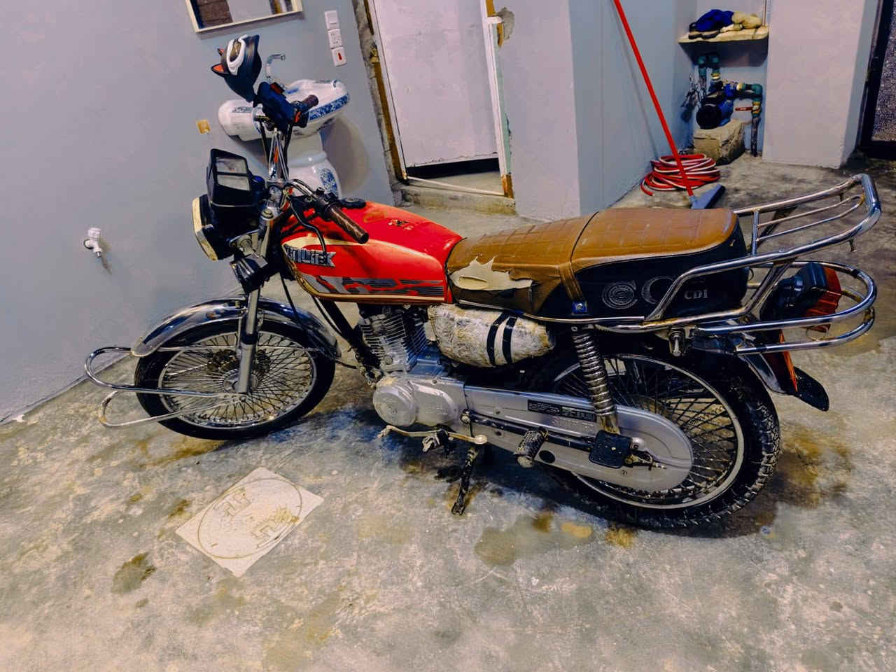 السلام عليكم ورحمه الله ،
تايكر موديل 23 مكينه بلاد مكاني شهربان بيع ومراوس شعندك تعال خاص 
المو شراي ليجي رجاءا


**إذا كنت صاحب هذا الإعلان وتريد حذفه لأي سبب، رجاءا أرسل رسالة إلى الدعم الفني**