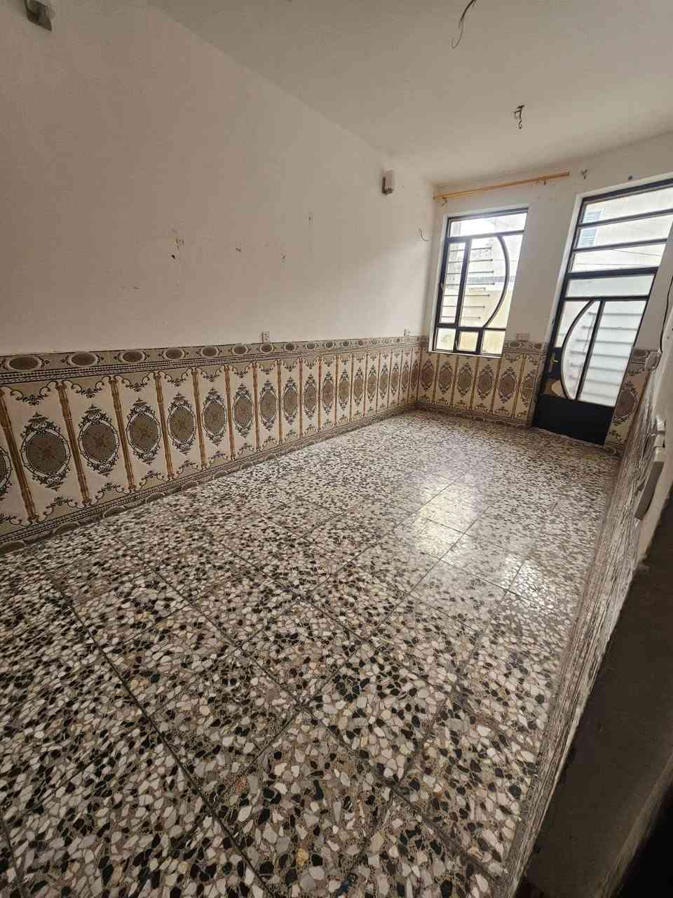 اعلان… .رقم (321)
للايجار… .لايجار 
بيت للايجار مساحه 75نظيف يقع في هياكل الفرات  قرب خدمي مطار بغداد .يتكون من 
كراج صغير 🔸مطبخ 🔸صاله 🔸1غرفة نوم 🔸صحيات 🔸منور 
للاستفسار مراسلة الصفحه اوالاتصال على الرقم يتوفر وتساب. 
{{{{***********}}}}}
{{{مكتب الديار للوساطه العقاريه وتعقيب المعاملات وتسهيلها. }}}
((((بأدارة سيد عمار ))))
