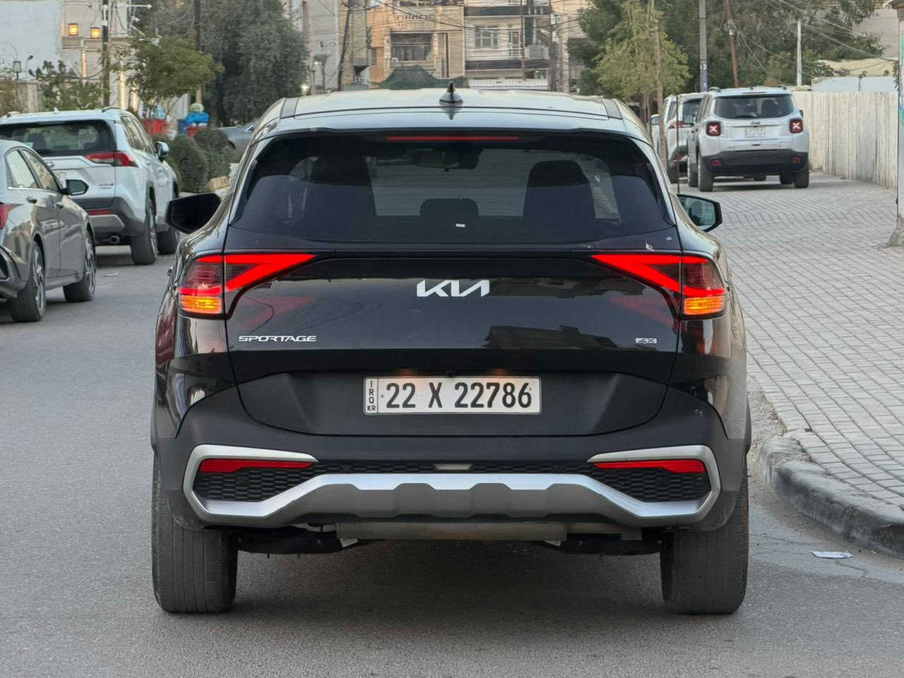 للبيع
سبورتج 2024 وارد امريكي مرقمة اربيل السيارة تحويل للمشتري مباشر او وكالة حسب الرغبة . السيارة ضررها كلش بسيط
بيها طخهة بسيط بالبنيد ومصلحه . فقط
الباقي كفالة عامة.
جميع الايرباكات سليمة
شواصي لغود كفالة عامة
نص مواصفات LX
رادار امامي مانع تصادم
دشبول الكتروني متصل 
تبريد قطعتين 
تدفئه كشنات 
أنظمة قيادة متعدد
اوتو هولد 
حساسات 
فور ويل 
اطفاء ذاتي
تحكم استيرن جهتين 
كامرا خلفية دواره 
لايت زينون عالي ناصي
لد نهاري امامي - و باقي المواصفات معروفة
سعرها 198 ورقة
بغداد المنصور
*********** 
واتساب او الاتصال عالخط
