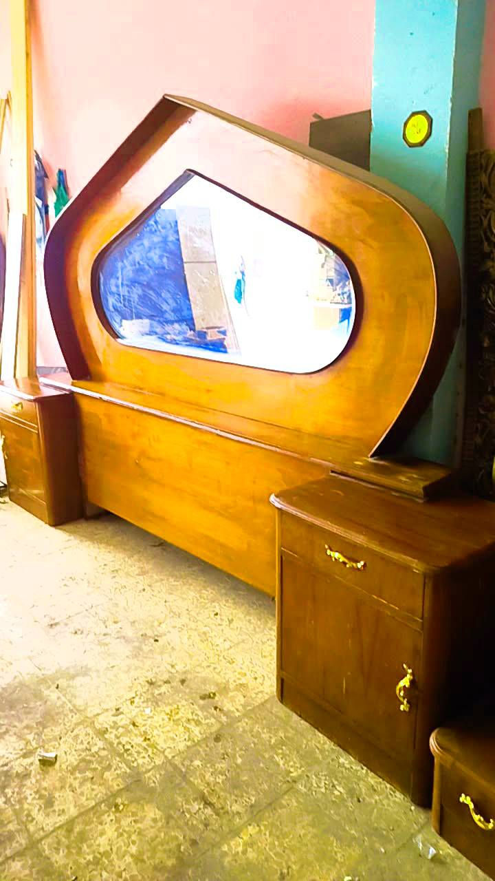 غرفة ام 6 ملحق داخل وخارج صاج شغل ثكيل ضهر كنتور جرجوبة براغي بلوك صاج جديدة جدا وسعر مناسب بغداد الشعب ***********
