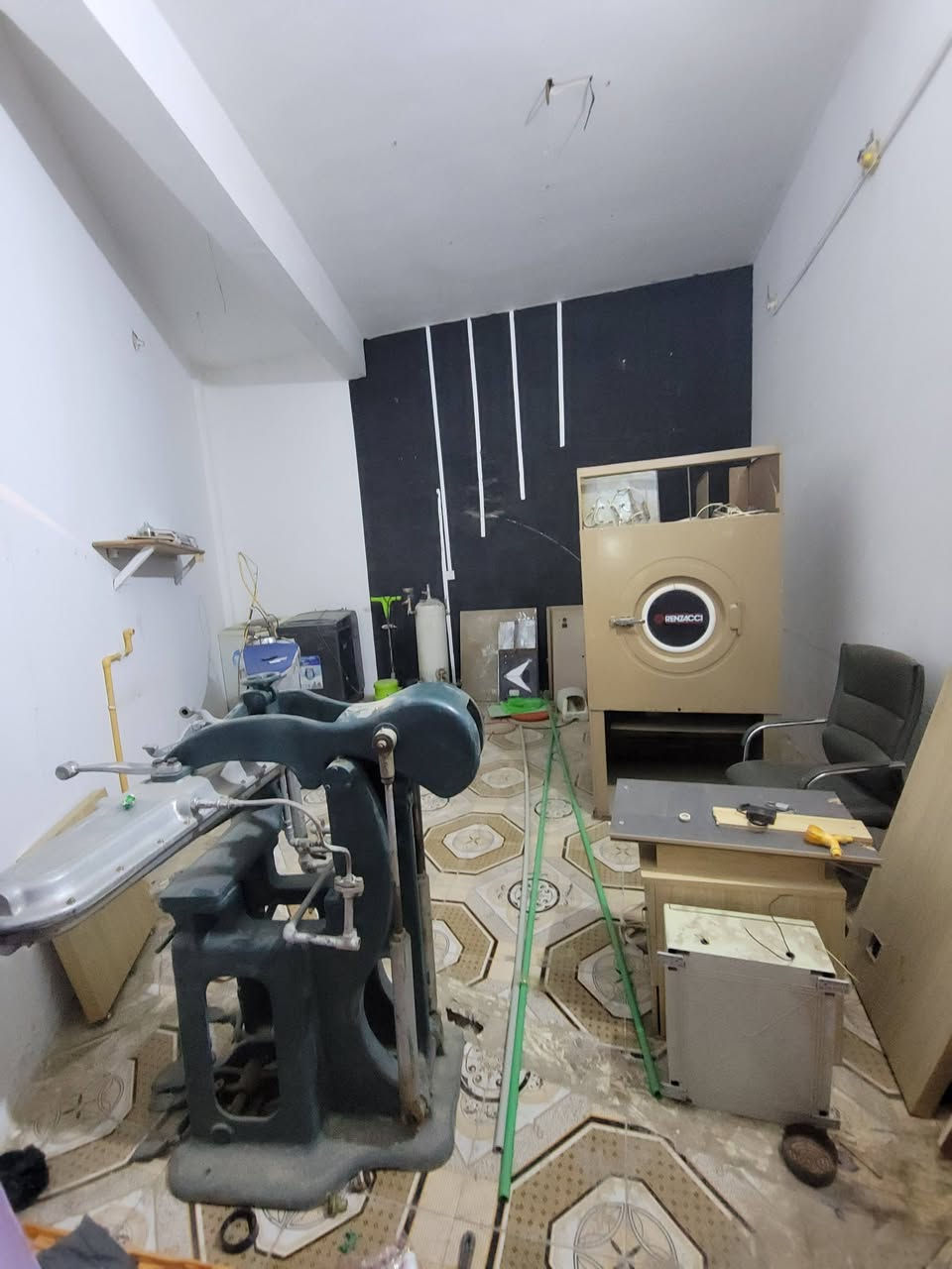 مكوى للبيع


**إذا كنت صاحب هذا الإعلان وتريد حذفه لأي سبب، رجاءا أرسل رسالة إلى الدعم الفني**