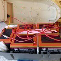 بطاريات شحن • 12 فولت • جديدة