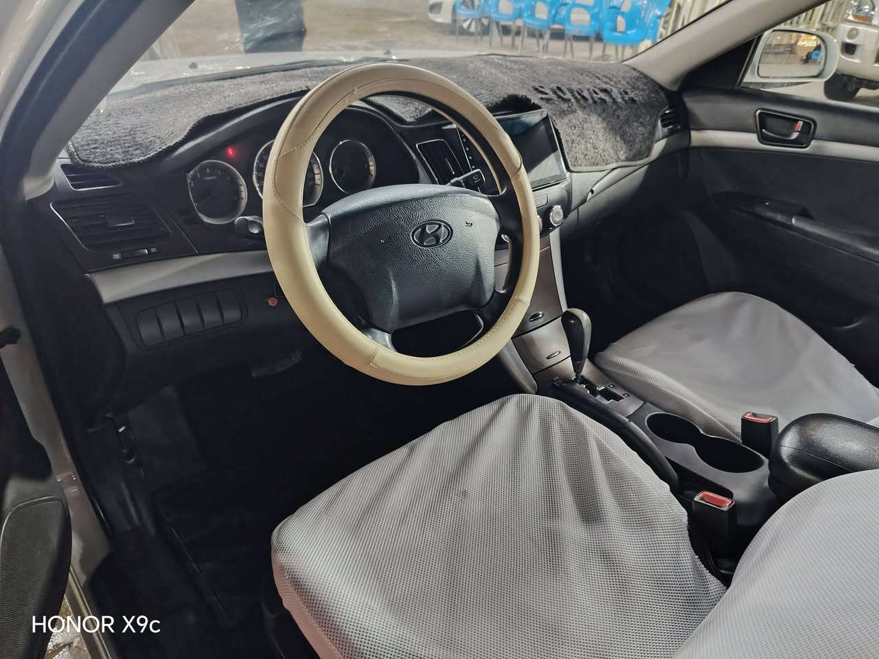 سوناتا وارد كوري 2010
 محرك 2000 نجف رقم دولي مكفوله من الصبغ وظربه وتبديل بيه فقط رصعات
السعر 112 وبيه مجال
ترهم مراوس 
مكاني الكوفه ***********
