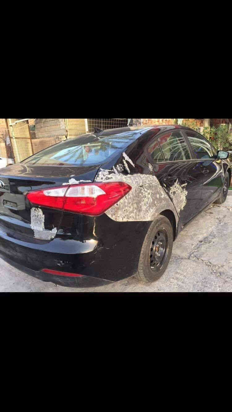 سلام عليكم فورتي موديل 16 حادث كما هو موضح في الصور ماشيه 150 مكينه 1800دوش سنويه ل27 مكان سياره بغداد  الامين ثانيه
سعر 115وبيه مجال بسيط
***********
