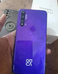 نوفا 5t • ١٢٨/٨ رام • شرخين بالشاشة