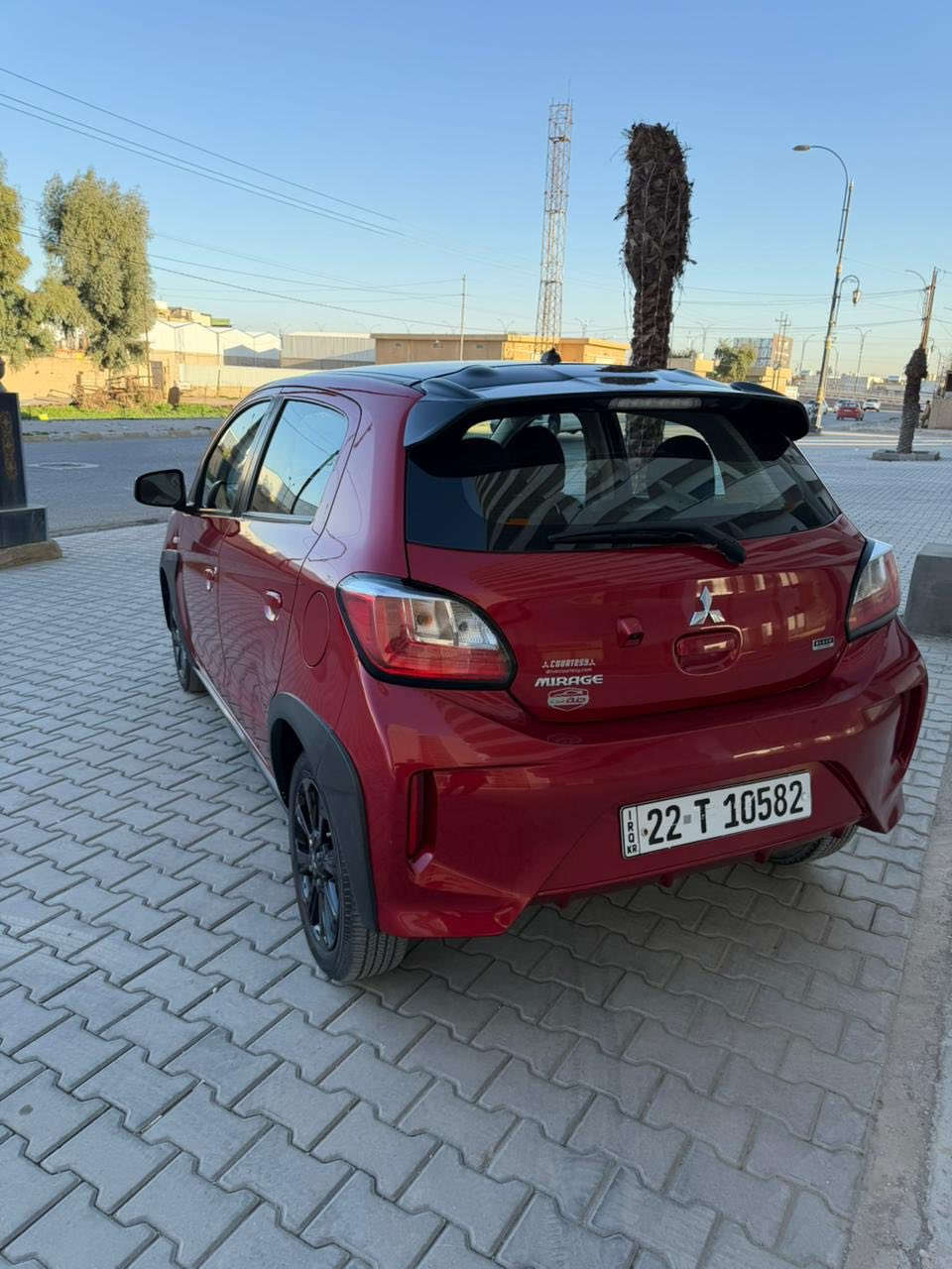 مستربوشي ميراج موديل ٢٠٢٣ سيارة كلين بدون صبغ سقف اسود بيلادي فول مواصفات مكان سيارة كركوك 
سعره ١٠٥ $
رقم موبايل 
***********
