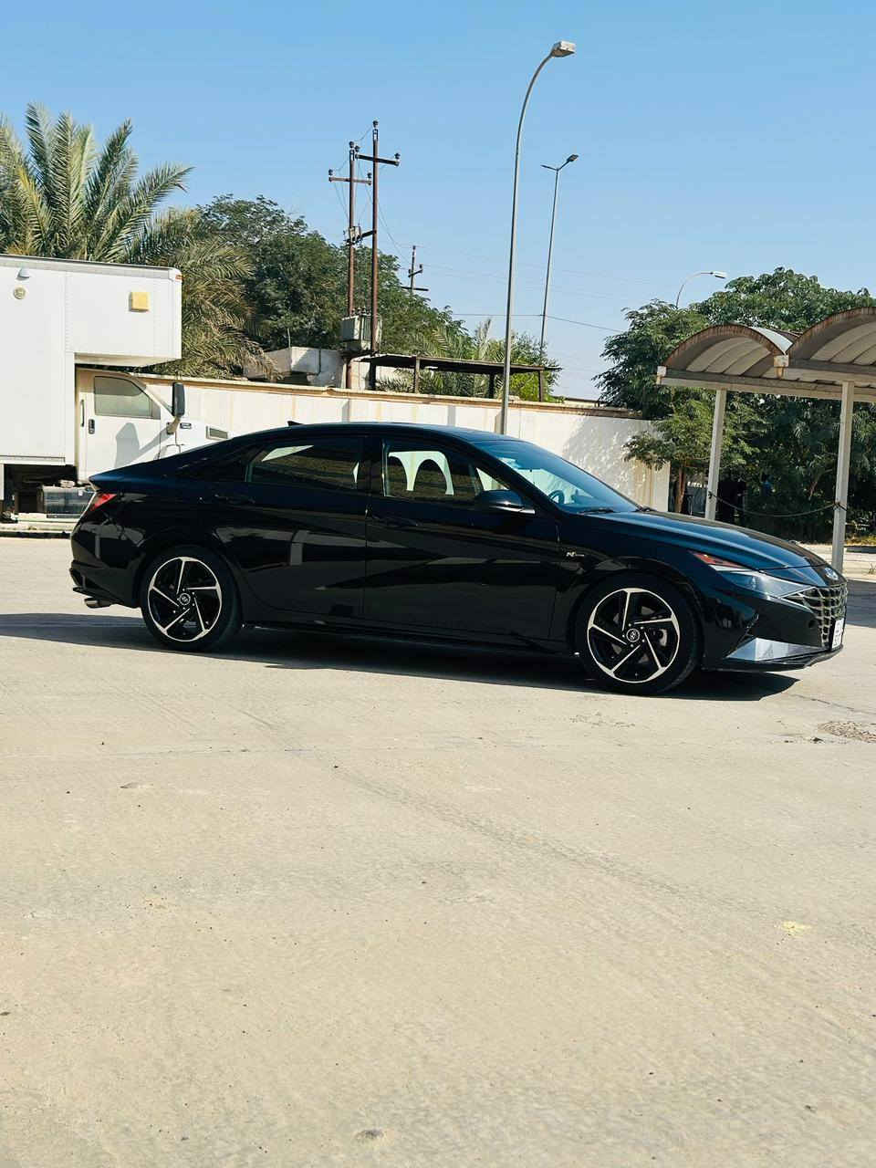 للبيع او المراوس
#هونداي النترا 2023 
فول مواصفات N line رياضي🏎️
بصمه تشغيل بصمه ابواب 
تشغيل عن بعد 
فتحة سقف 
كشنات جلد
رادارات 360درجه 
تحديد مسار 
بريك تلقائي 
تدفئة بالكشنات
لايتات زينون
شفتات سرعه بالاستيرن 
محرك 1600 تيربو 🚀 
رقم بغداد حره تحويل ثاني يوم
حادث خلفي بدون ايرباك 
السياره جاهزه للاخير 
السعر 163 ورقه وبيها مجال قليل
مكان السياره ميسان مركز المدينه
للاستفسار / ‭***********
