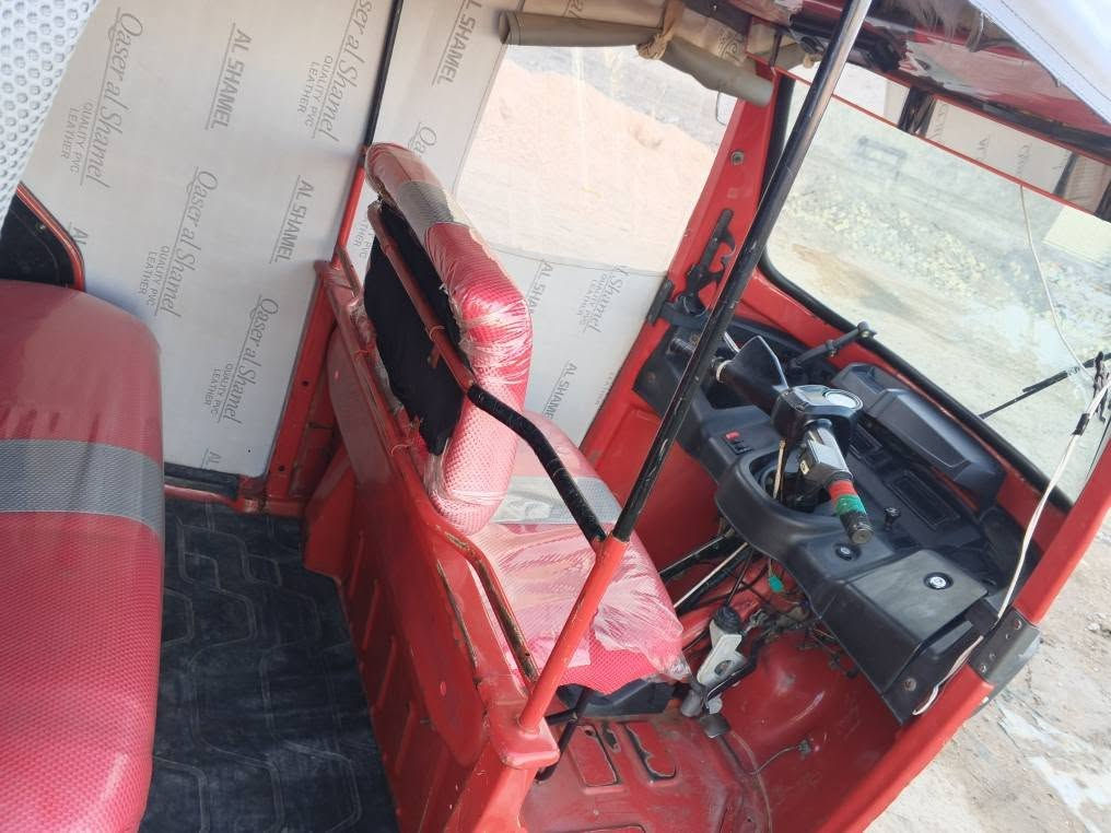 السلام عليكم تكتك موديل 2018شهر 11رقم سنوية محرك بلادي بيهة بس كلجات ***********/***********بي واتساب
