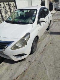 نيسان لاكشمى باى ٢٠١٥ گير توماتيك . سه ياره كه ٣ پارچه سبوغى هه يه جه ...