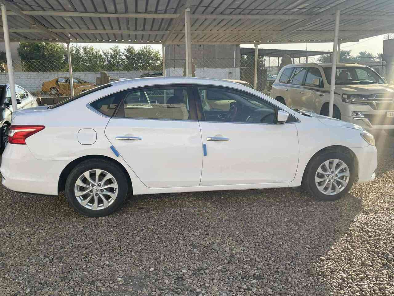 السلام عليكم نيسان سنترا 2019
السعر : 110 وبيها مجال للطيبين 🫡

ماشيه 78  

السياره امريكيه 

كير مكينة.حداديه جديده قبل فتره ذابها كلها 

تبريد ثلج  تدفئ 

السياره صار سنه عندي ماوكفتني بالشارع ابد 

السنويه جديده 

تاخذ بس تحول 

مكاني بابل 

رقمي *********** 

وبيه صبغ كما موضح بالسونار 

رقم بابل
