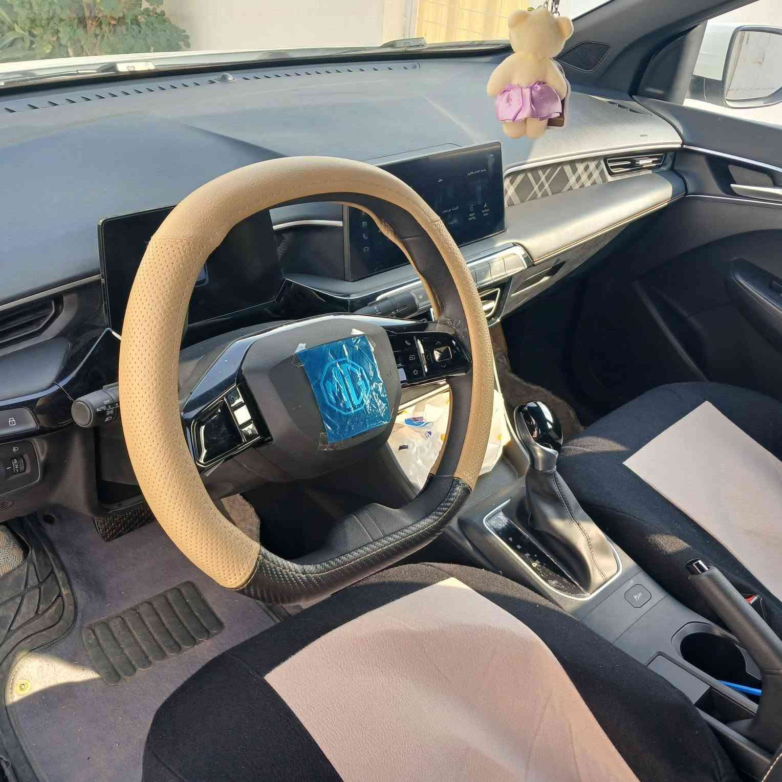MG3 2025
ضمان 6 سنوات
ماشيه 5000 
سعر 108 ورقه
رقم 
كورك ***********
اسيا ***********
