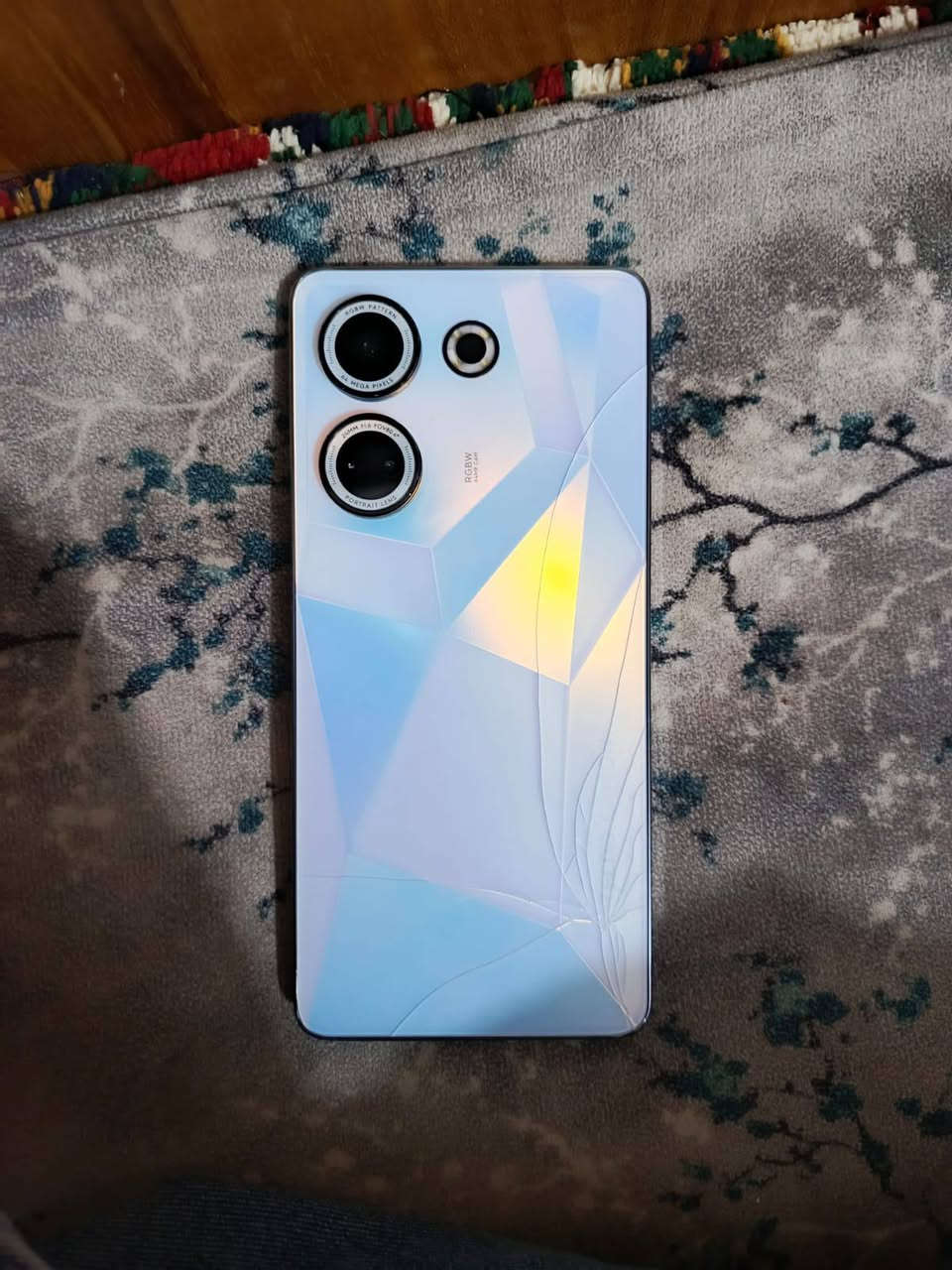 السلام عليكم
جهاز تكنو كمون 20 برو 4g
ذاكره256
عشوائيه 8+8
60 فريم ببجي 
ضرر الجهاز فقط الظهر مالته ما مأثر بي ابد وانطيك بي ضمان ما يعلك ولا بي اي شي ، قيم بما يرضي الله 
للبيع فقط. مكفول من التصليح


**إذا كنت صاحب هذا الإعلان وتريد حذفه لأي سبب، رجاءا أرسل رسالة إلى الدعم الفني**