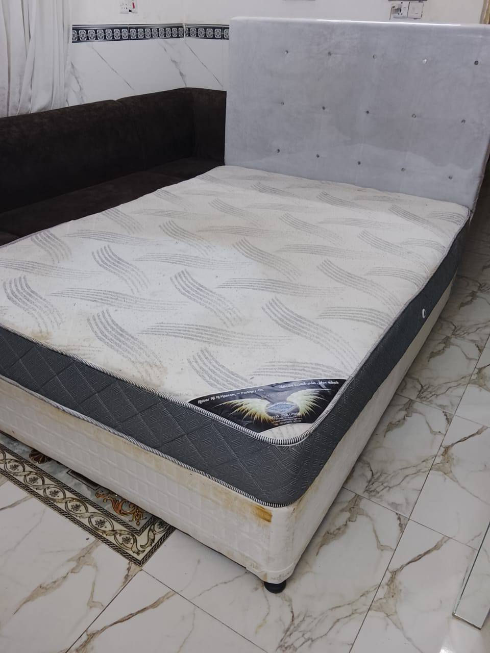 جرابي نفرين  140
نفر 85مكان بصره موجود توصيل


**إذا كنت صاحب هذا الإعلان وتريد حذفه لأي سبب، رجاءا أرسل رسالة إلى الدعم الفني**