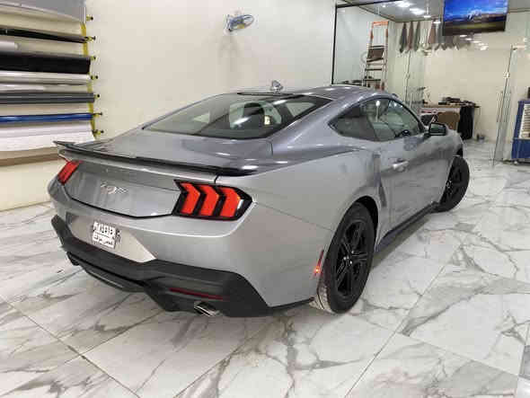 السلام عليكم 
للبيع موستنك ايكو بوست  2024 شكل الجديد.  

وارد امريكي ضرر وصبغ جاملغ السايق وبنيد  

 الضرر مال السياره صاير جانبي من فوك حتى الرادترات بلاديه ما امبدله 

يعني مو مثل ما شوف صور الحادث كول حادث قوي بس هو مو قوي 

لانه الضرر صاير جانب اليسر وجانب اليمين سليم  

وشرط الكير والمحرك + الكهربائيات كفاله.   يعني على وضع الشركه 

وبيه صبغ شويه  بالتكمه مال السايق لانه البنيد راجع عليه وشرط السقف شخط مابي يعني مكفول 

السيارة شرط حلوة وجديدة مصلحة تصليح درجه أولى 

الدعاميه مبدله اصلي شركه 

مواصفات 

بصمه دخول ذكي + تشغيل عن بوعد 

رادار امامي توقف ذاتي   ورادار جانبي + حساس خلفي  كله شغال  

سايد بريك كهرباء   تبريد شاشه ثلج

ماشيه  30  جاهزه من كلشي 

السياره حلوه جديده على وضع الشركه 

السيارة حره بدون رقم  

تتراقم بغداد او محافظات 

السعر 175 وبي مجال الشراي يخابر 

***********
