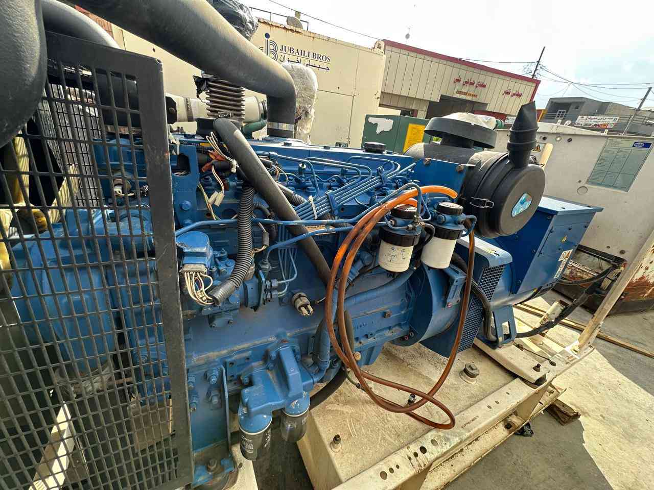 السلام عليكم
بيركنز 6 سلندر سوبر. 
150Kva . بريطاني اصلي 
ساعات العمل 317 ساعه  
نظام اوتو حمايه فول اوتماتيك
وضع بلاد شركة  
أربيل صناعه جنوبيه فرع الاول 
نظام اوتو حمايه فول اوتماتيك
وضع بلاد شركة  
🚚يوجد توصيل الى جميع المحافظات وبضمان🚚
🚚كياندن هةية بو هةموو شاركان بةكرينتى🚚
 للاستفسار: ابو علي 
***********
***********
***********
