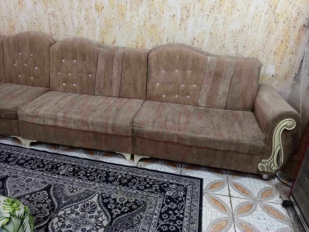 ديوان للبيع 150


**إذا كنت صاحب هذا الإعلان وتريد حذفه لأي سبب، رجاءا أرسل رسالة إلى الدعم الفني**